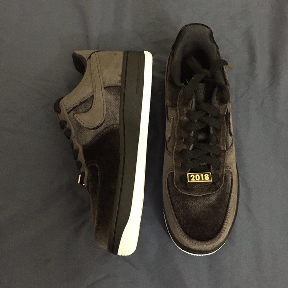 air force 1 low velvet rose